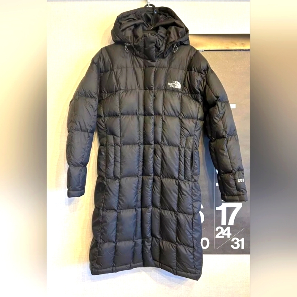 THE NORTH FACE Long black  Puffer Down Jacket Small